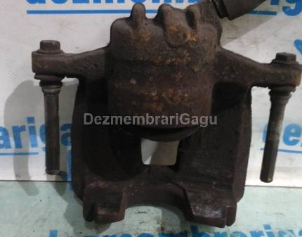 Etrier fata dreapta Citroen Xsara Picasso Benzina, caroserie Van