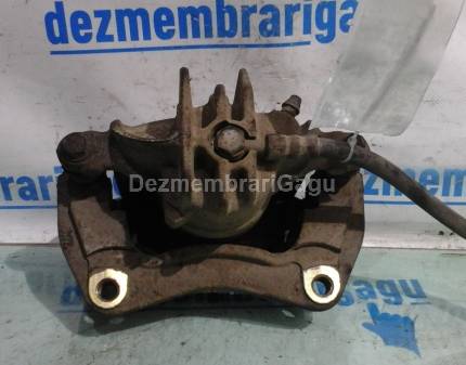 Etrier fata dreapta Volvo V40 Diesel, caroserie Break