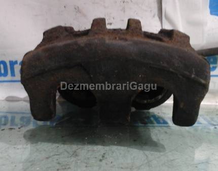 Etrier fata stanga Ssangyong Rodius