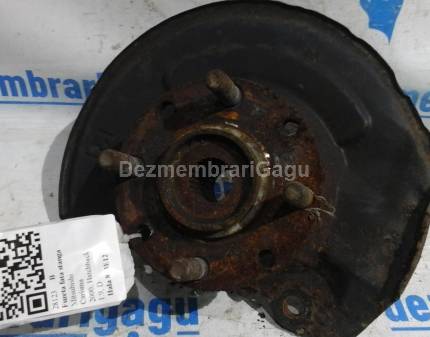 Fuzeta fata dreapta Mitsubishi Carisma, 1.9 Diesel, caroserie Hatchback