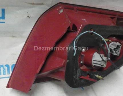 Stop stanga Mazda 3