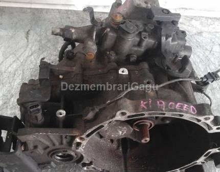 Cutie viteze Kia Ceed, 1.6 Diesel, 85 KW, caroserie Hatchback