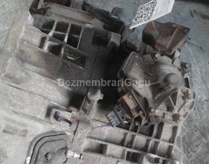 Cutie viteze Ford Mondeo Ii (1996-2000), 1.8 Diesel, 66 KW, caroserie Hatchback