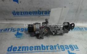 Piese auto din dezmembrari Contact cu cheie Mazda 626 V