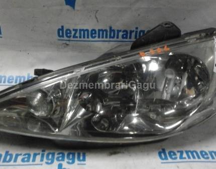 Far stanga Peugeot 206