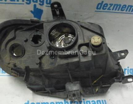 Far stanga Citroen Saxo