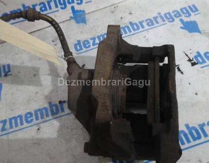 Etrier fata dreapta Renault Megane I (1996-2003), 1.9 Diesel, 69 KW, caroserie Berlina