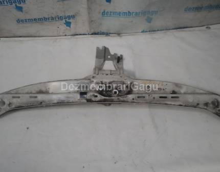 Traversa intre faruri Renault Clio Ii (1998-), 1.9 Diesel, caroserie Berlina