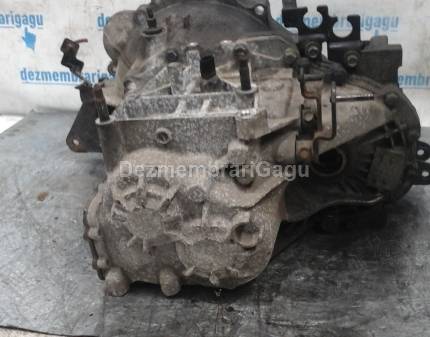 Cutie viteze Hyundai Elantra, 2.0 Diesel, 83 KW, caroserie Hatchback