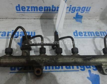 Rampa injectoare Renault Megane I (1996-2003), 1.9 Diesel, 72 KW, caroserie Hatchback