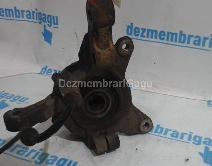 Fuzeta fata stanga Renault Megane I (1996-2003), 1.6 Benzina, 66 KW, caroserie Hatchback