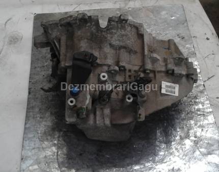 Cutie viteze Volvo V40, 2.0 Benzina, 103 KW, caroserie Break