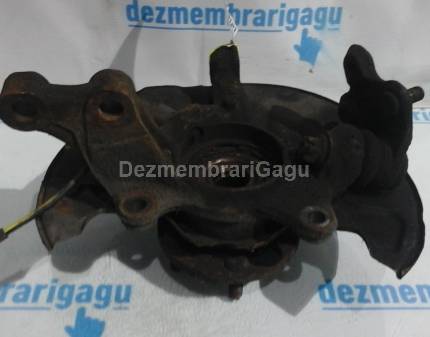 Fuzeta fata dreapta Toyota Avensis / T25 (2003-), 2.0 Diesel, 85 KW, caroserie Break