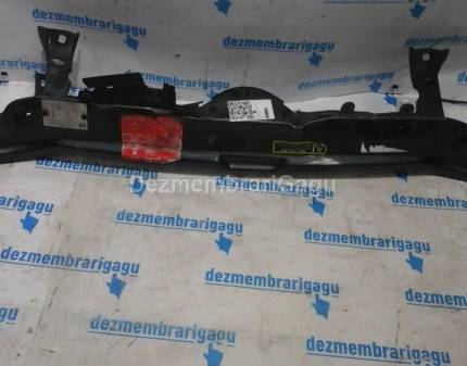 Traversa intre faruri Alfa Romeo 156