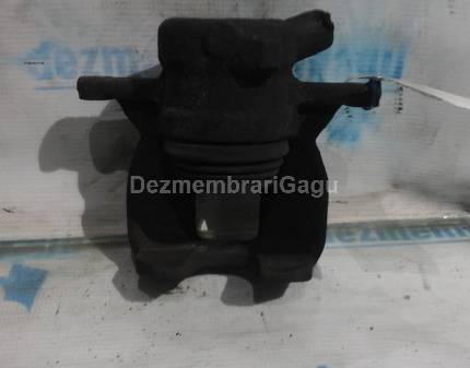 Etrier fata dreapta Peugeot 407, 2.0 Diesel, 100 KW, caroserie Berlina