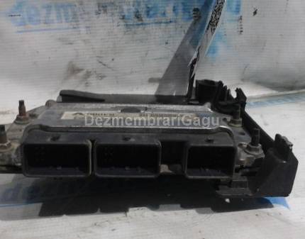 Calculator motor ecm ecu Renault Megane Ii (2002-), 1.6 Benzina, 82 KW, caroserie Hatchback