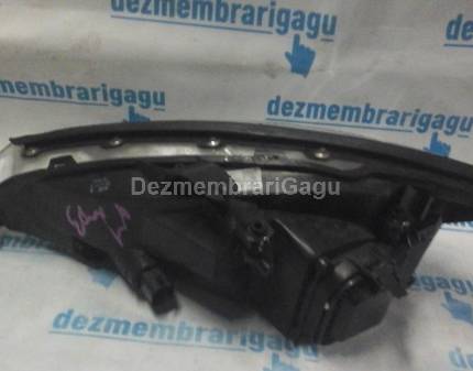 Far dreapta Ford Focus I (1998-2004) Benzina, caroserie Hatchback