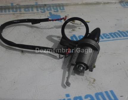 Contact cu cheie Isuzu Trooper