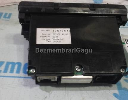 Display central bord Volvo V50