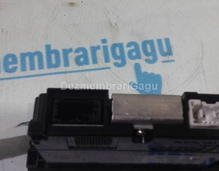 Display central bord Volvo V50