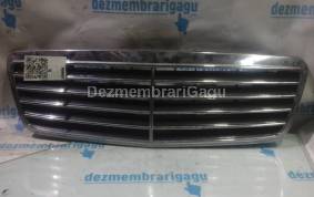 Piese auto din dezmembrari Grile capota Mercedes Clk-class / C208