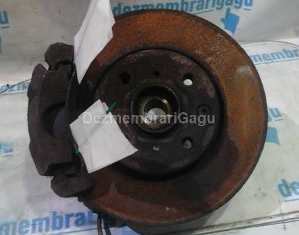 Etrier fata stanga Toyota Aygo, 1.0 Benzina, caroserie Hatchback