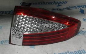 Piese auto din dezmembrari Stop dreapta Ford Mondeo Iv