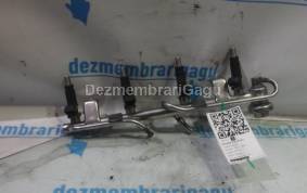 Piese auto din dezmembrari Rampa injectoare Volkswagen Passat / 3b3 - 3b6