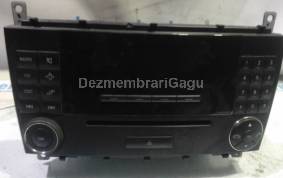 Piese auto din dezmembrari Radio cd Mercedes C-class / 203