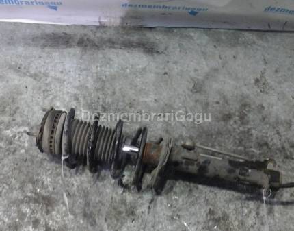 Arc fata dreapta Ford Fiesta V (2001-), 1.2 Benzina, 55 KW, caroserie Hatchback
