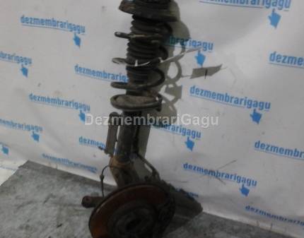 Fuzeta fata dreapta Ford Focus I (1998-2004), 1.6 Benzina, caroserie Berlina