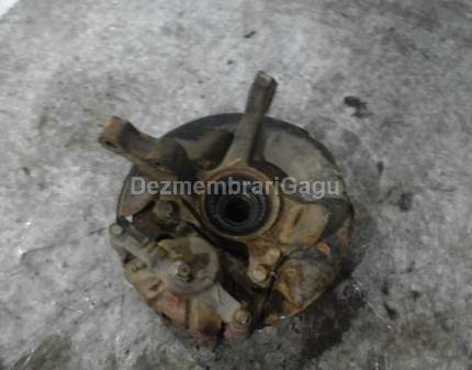 Fuzeta fata dreapta Toyota Corolla / E11 (1997-2002), 1.4 Benzina, 63 KW, caroserie Hatchback