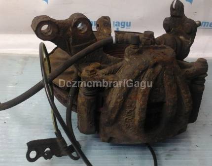 Etrier fata dreapta Toyota Avensis / T25 (2003-), 1.8 Benzina, caroserie Break