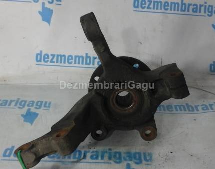 Fuzeta fata dreapta Renault Laguna Ii (2001-), 2.0 Benzina, caroserie Hatchback