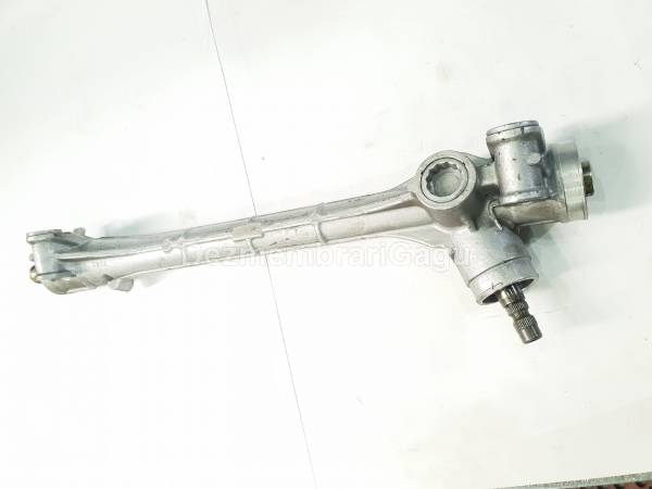 De vanzare caseta directie Toyota Auris