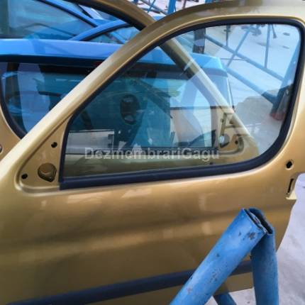 Usa stanga fata portiera stg Peugeot Partner I (1996-)