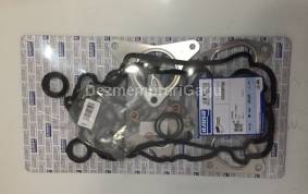 Piese auto din dezmembrari Set garnituri motor Subaru Forester