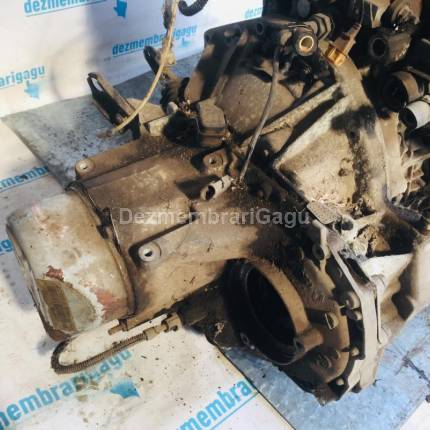 Cutie viteze Renault Laguna I (1993-2001), 2.0 Benzina, 102 KW, caroserie Hatchback