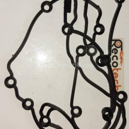 Garnitura capac motor Mercedes C-class / 204 (2007-), 2.1 Diesel, caroserie Berlina