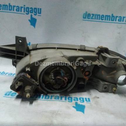 Far dreapta Hyundai Accent (1994-2000)