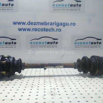 Planetara stanga spate Mercedes C-class / 203 (2000-), 2.2 Diesel, caroserie Berlina