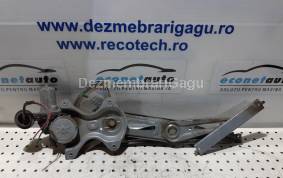 Piese auto din dezmembrari Macara geam df Toyota Yaris / p90