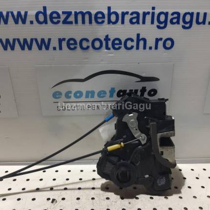 Broasca usa sf Toyota Avensis / T25 (2003-) Benzina, caroserie Hatchback