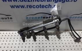 Piese auto din dezmembrari Rampa injectoare Volvo V40