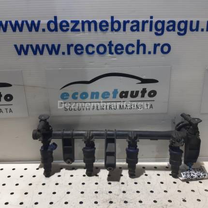 Rampa injectoare Renault Megane I (1996-2003), 1.6 Benzina, 55 KW, caroserie Hatchback