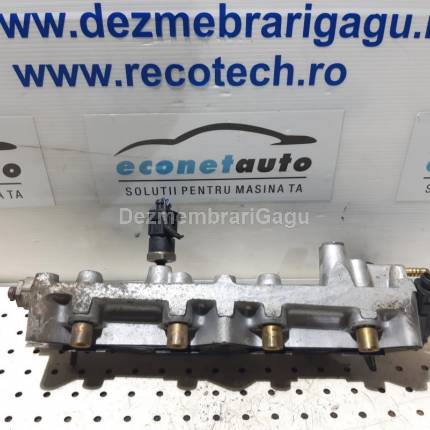 Rampa injectoare Volkswagen Golf V (2003-), 1.6 Benzina, caroserie Hatchback
