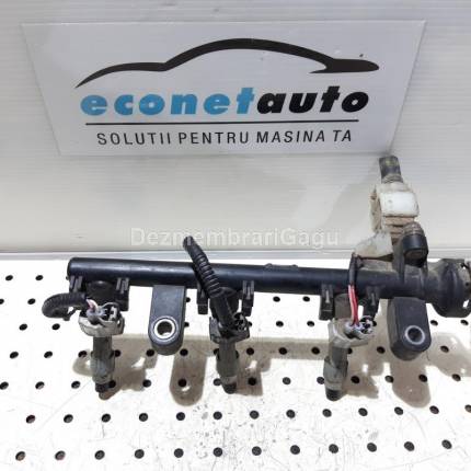 Rampa injectoare Toyota Aygo, 1.0 Benzina, 50 KW, caroserie Hatchback