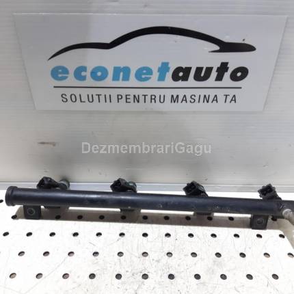 Rampa injectoare Renault Megane I (1996-2003), 1.4 Benzina, 70 KW, caroserie Hatchback