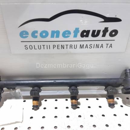 Rampa injectoare Renault Laguna I (1993-2001), 1.6 Benzina, caroserie Hatchback