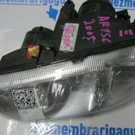 Far stanga Alfa Romeo 156